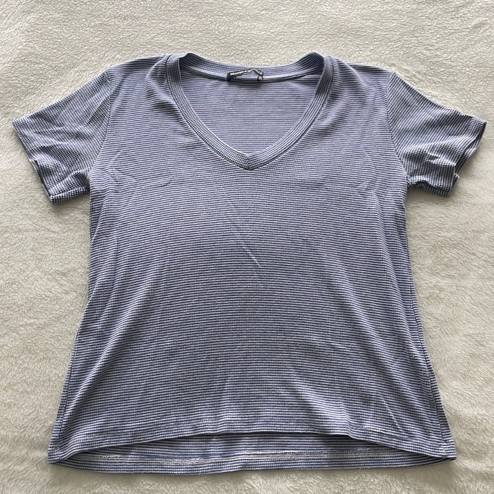 Brandy Melville V-neck shirt